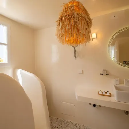 Manu Mykonos Next To The Quality Brand & * Kalafati