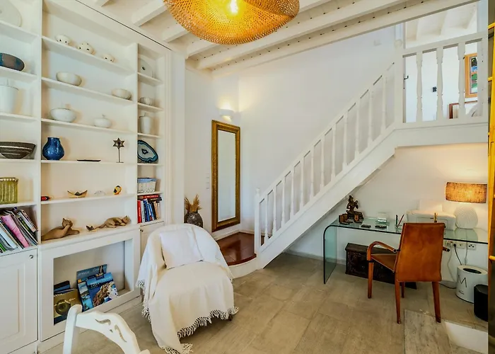 Manu Mykonos Next To The Quality Brand & מלון קלפטיס